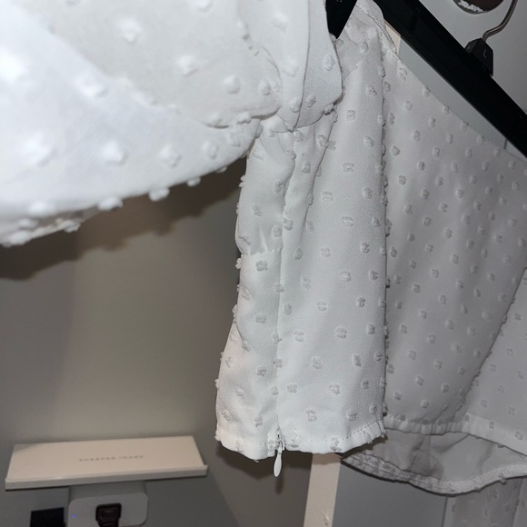 !! White Dotted Crop Long Sleeve Top - Picture 5 of 6